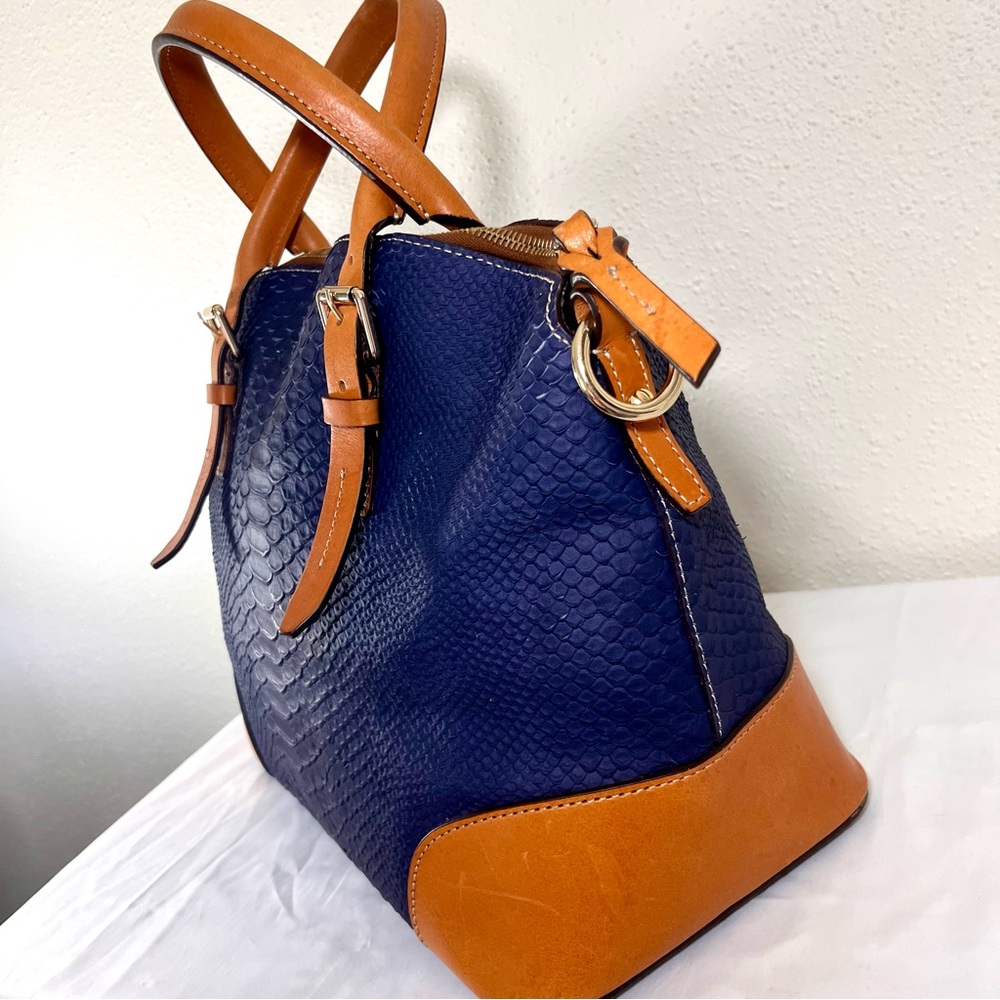 Dooney & Bourke Claremont dome satchel - Picture 5 of 7
